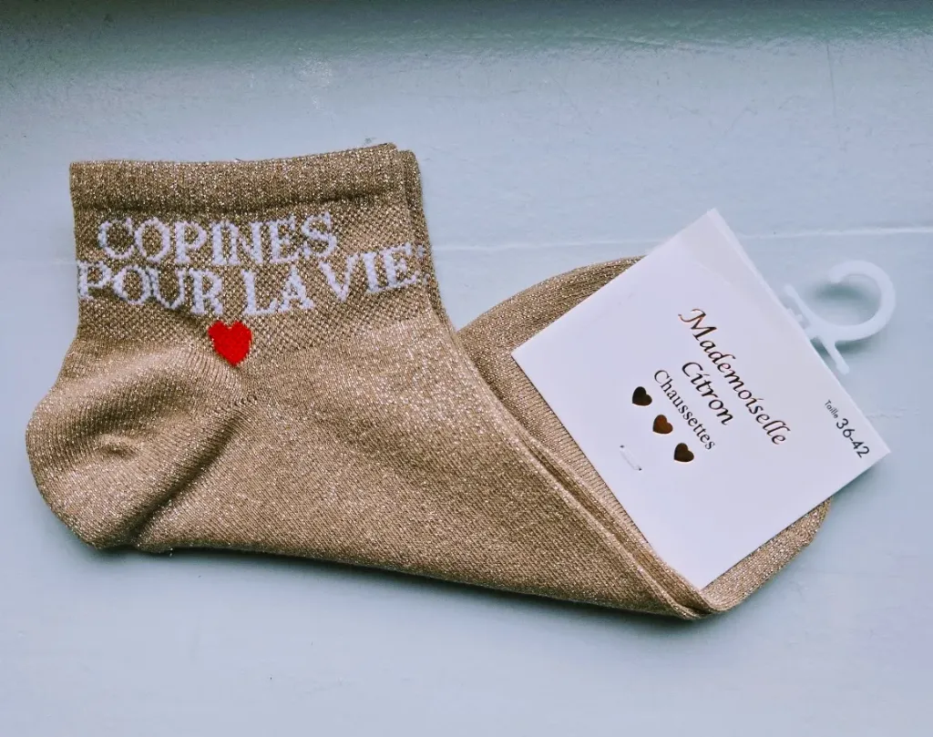 Socquettes Pailletées - copines pour la vie (beige foncé avec écriture blanche)