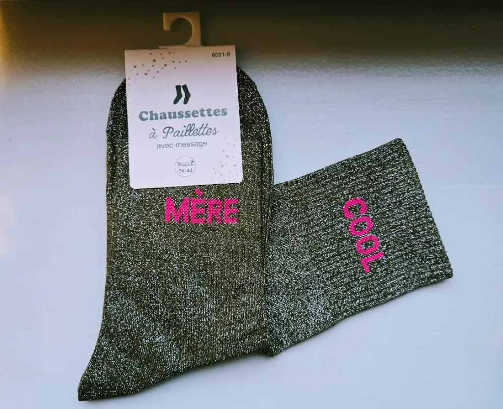 Chaussettes Pailletées - Mère cool kaki (écriture fuschia)
