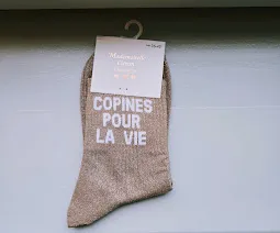 Chaussettes Pailletées - Copines pour la vie beige foncé (écriture blanche)
